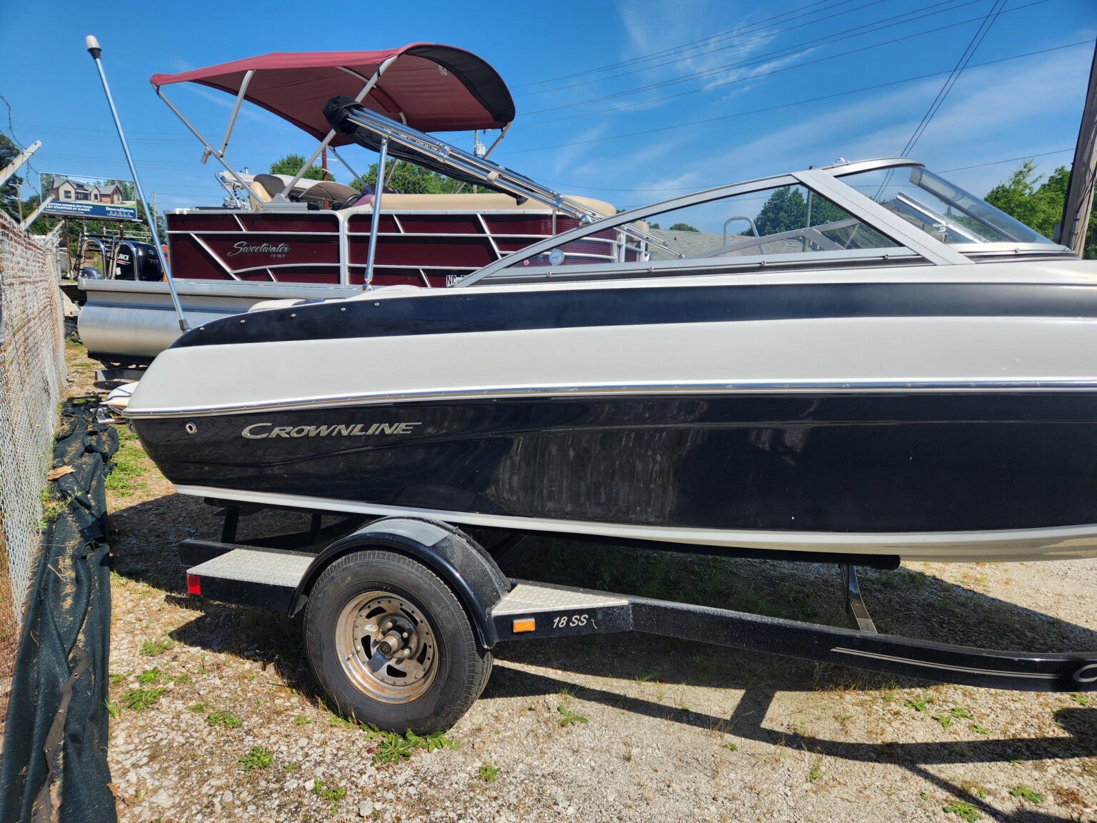 2017 Crownline 2