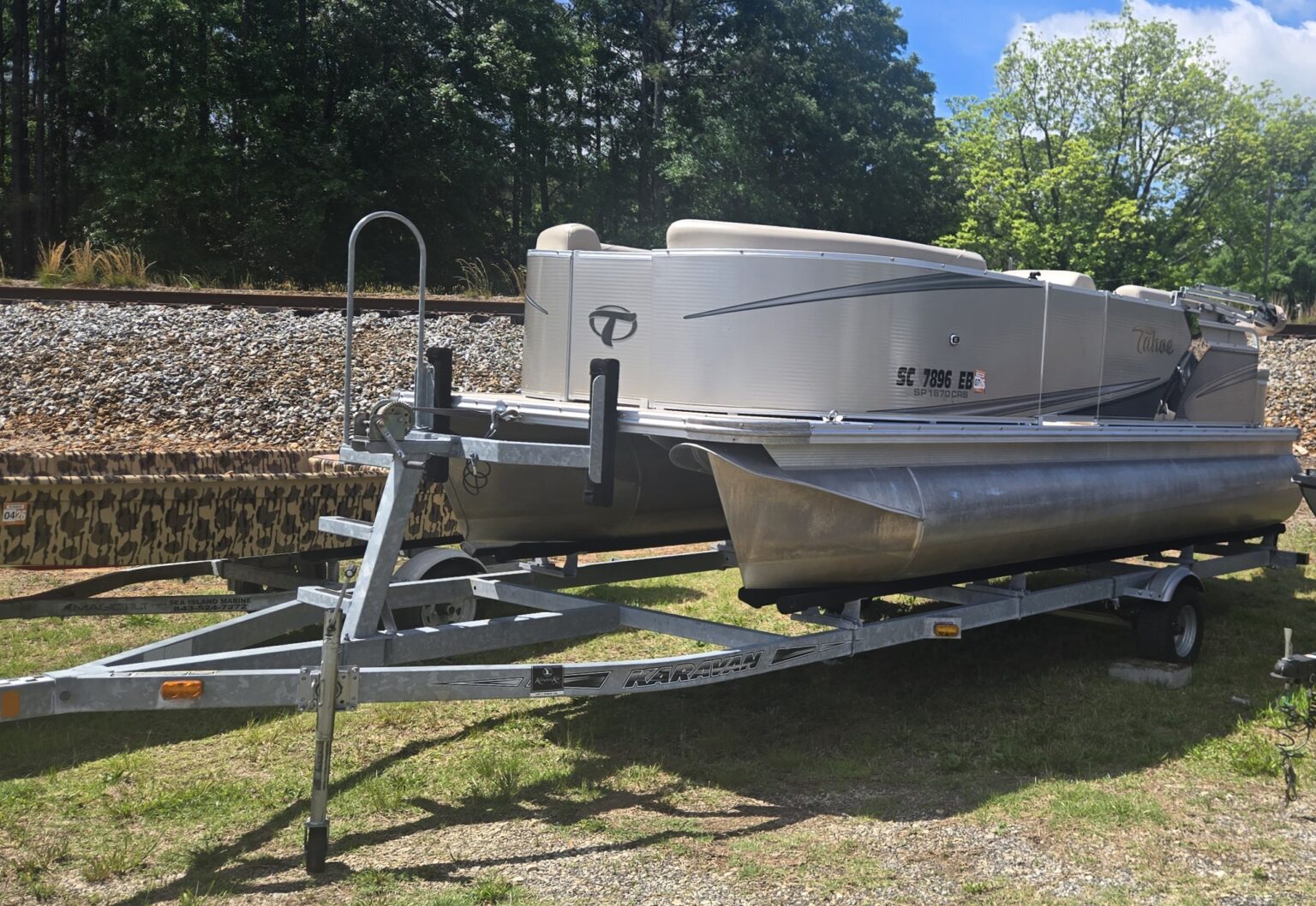 2017 Tahoe Pontoon